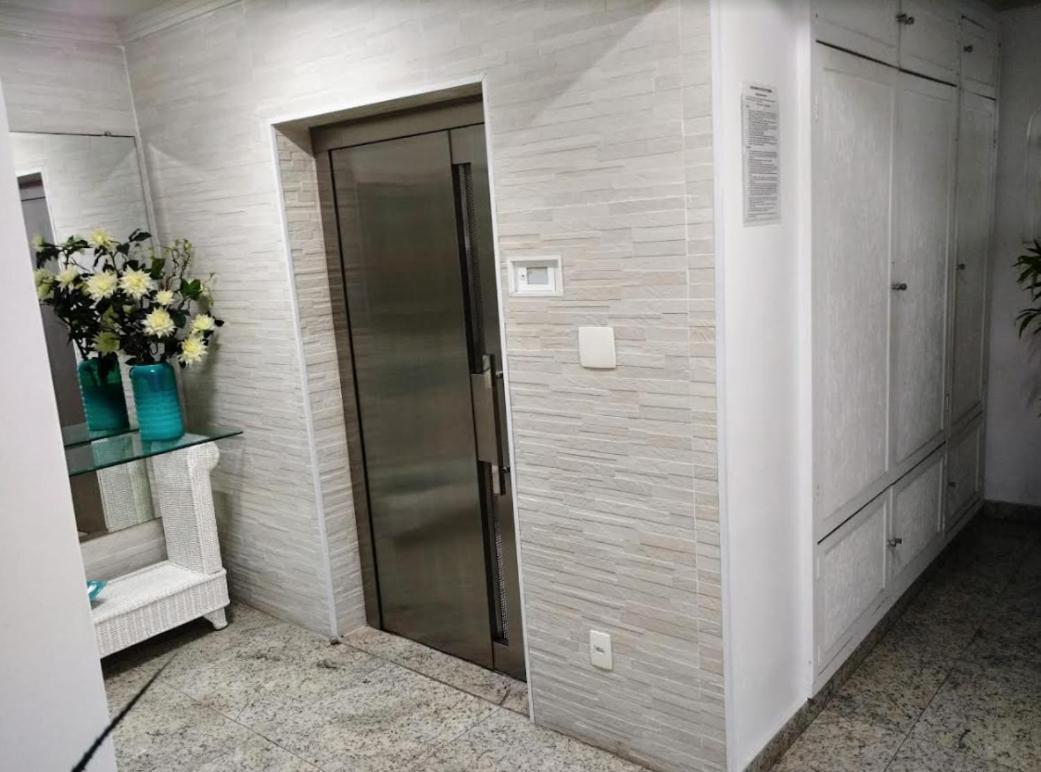 Apartamento Otima Localizacao กัวรูจา ภายนอก รูปภาพ